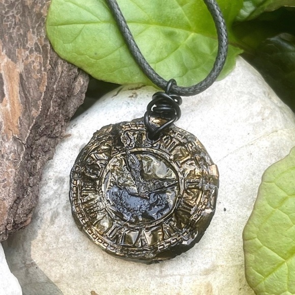 5 For $25💫Wicked Meltdown Steampunk Clock Pendant Necklace - Picture 5 of 9